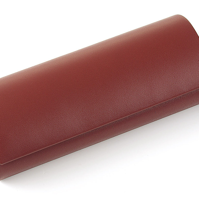 Model Loris nappa leather, assorted colors.